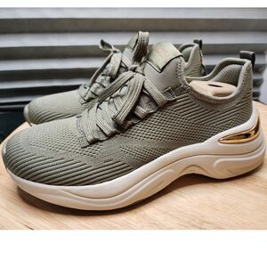 Skechers Hazel Pretty Knitty Sneakers – Women’s 9 Green Knit Memory Foam